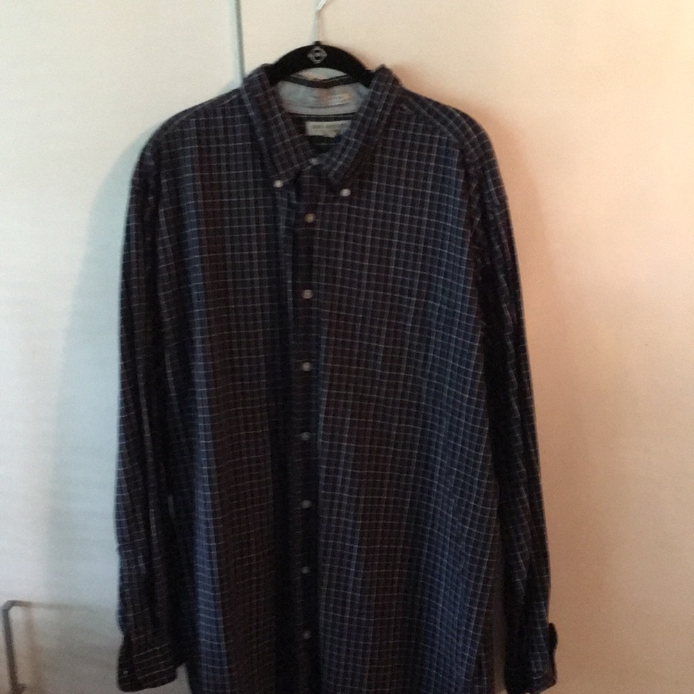 Men’s long sleeve shirt